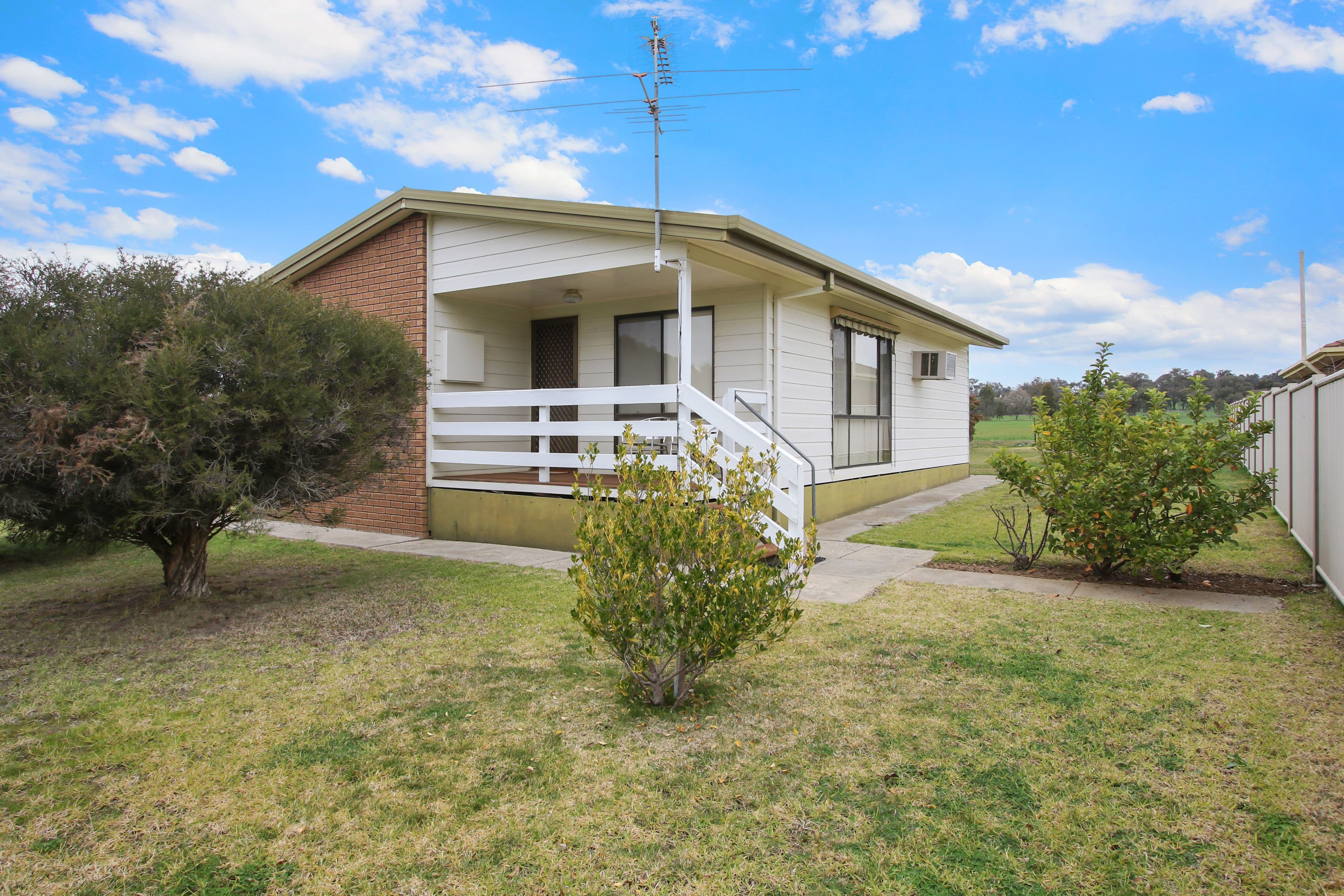4 Campbell Court, Burrumbuttock - Image 1