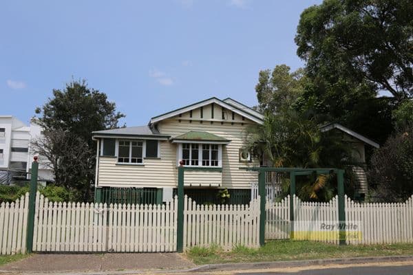 69 Franz Road, CLAYFIELD QLD 4011, Clayfield - Image 1
