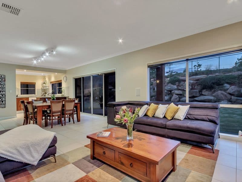 17 Swallow Street WURTULLA QLD, Wurtulla - Image 1
