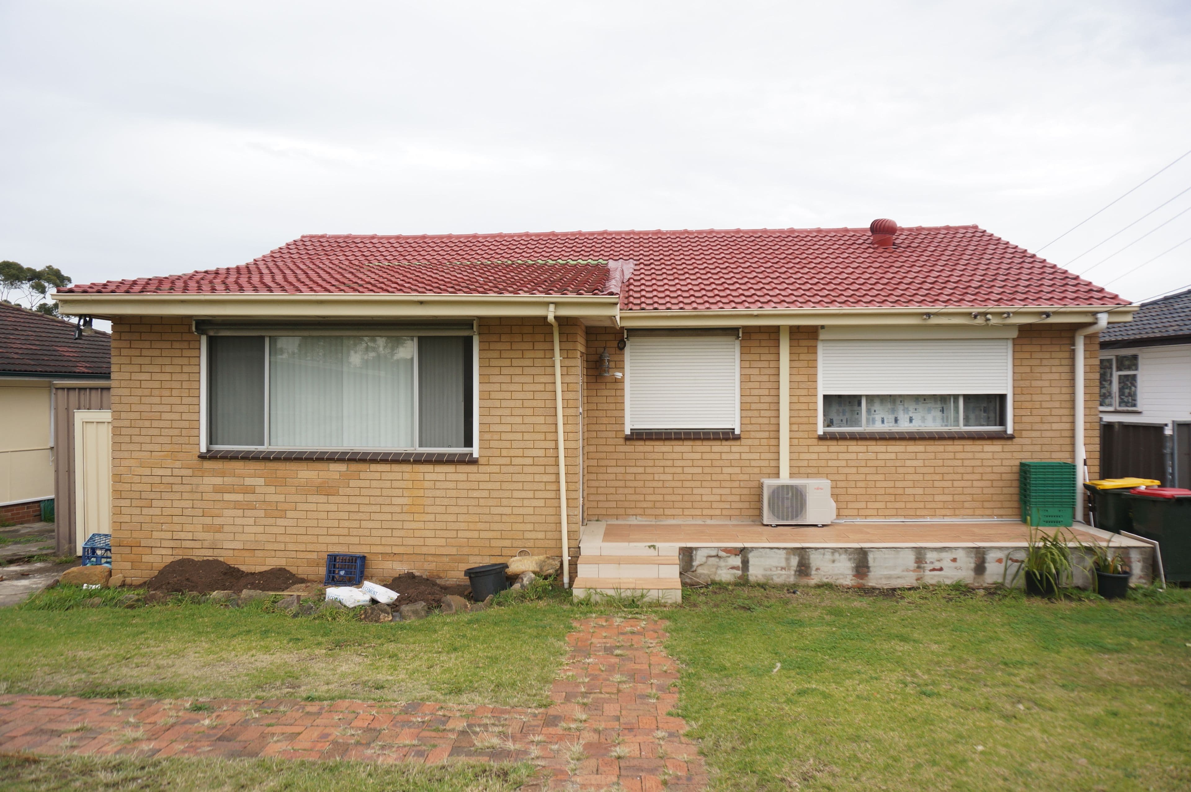 10 Donegal Avenue, Smithfield - Image 1