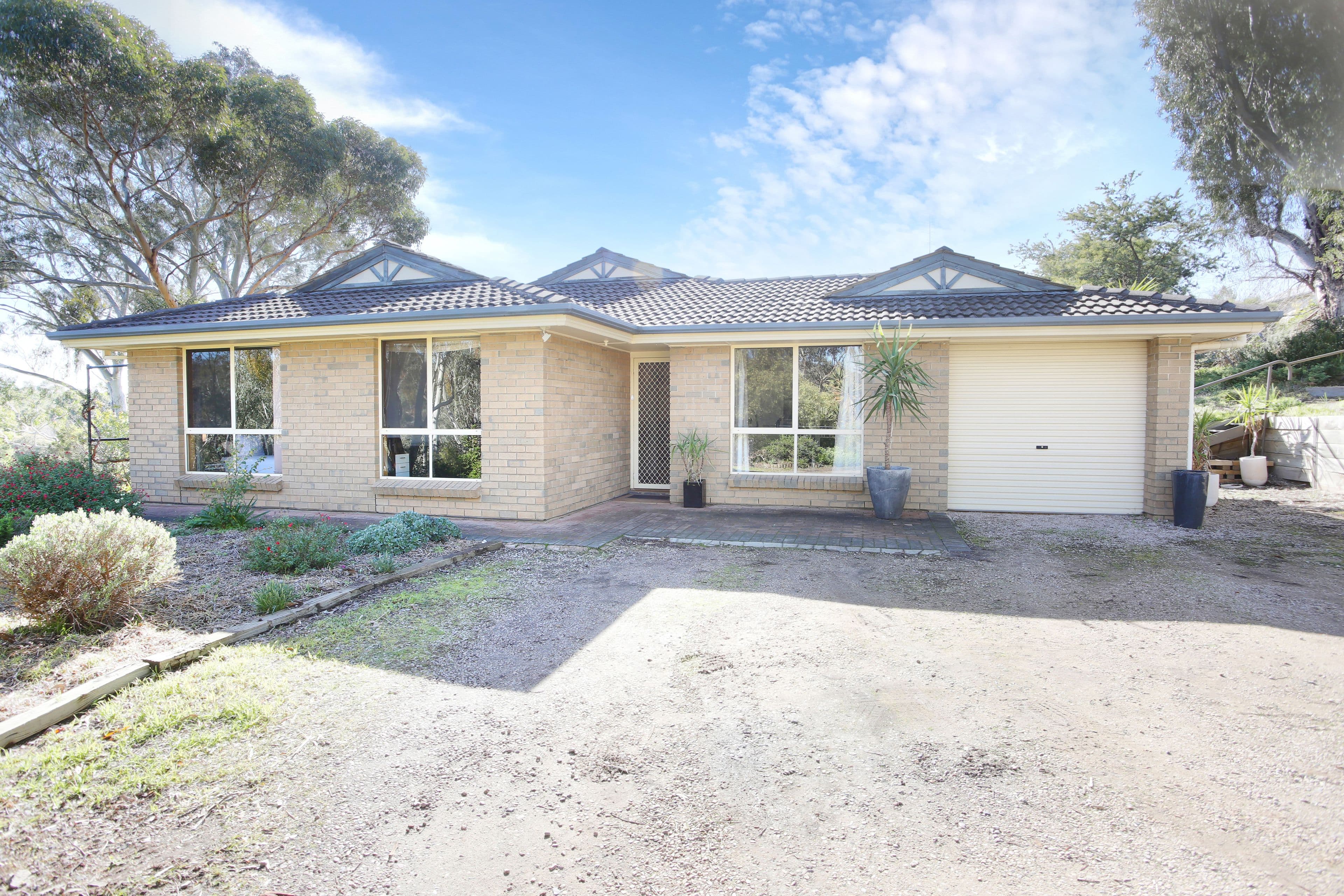2 Haysman Lane, Clare SA 5453, Clare - Image 1