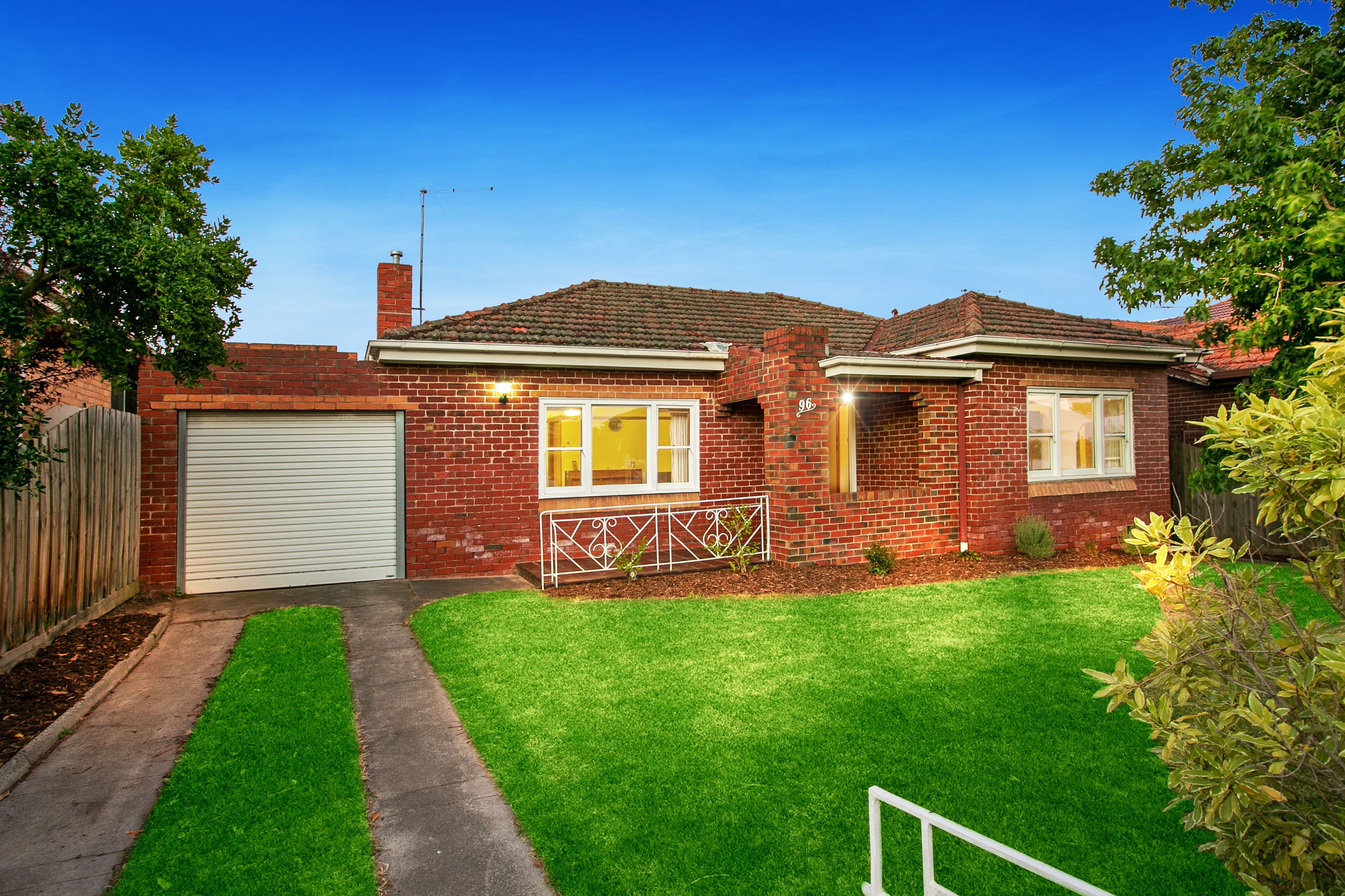 9/21-35 Berry Grove, Menai, Menai - Image 1