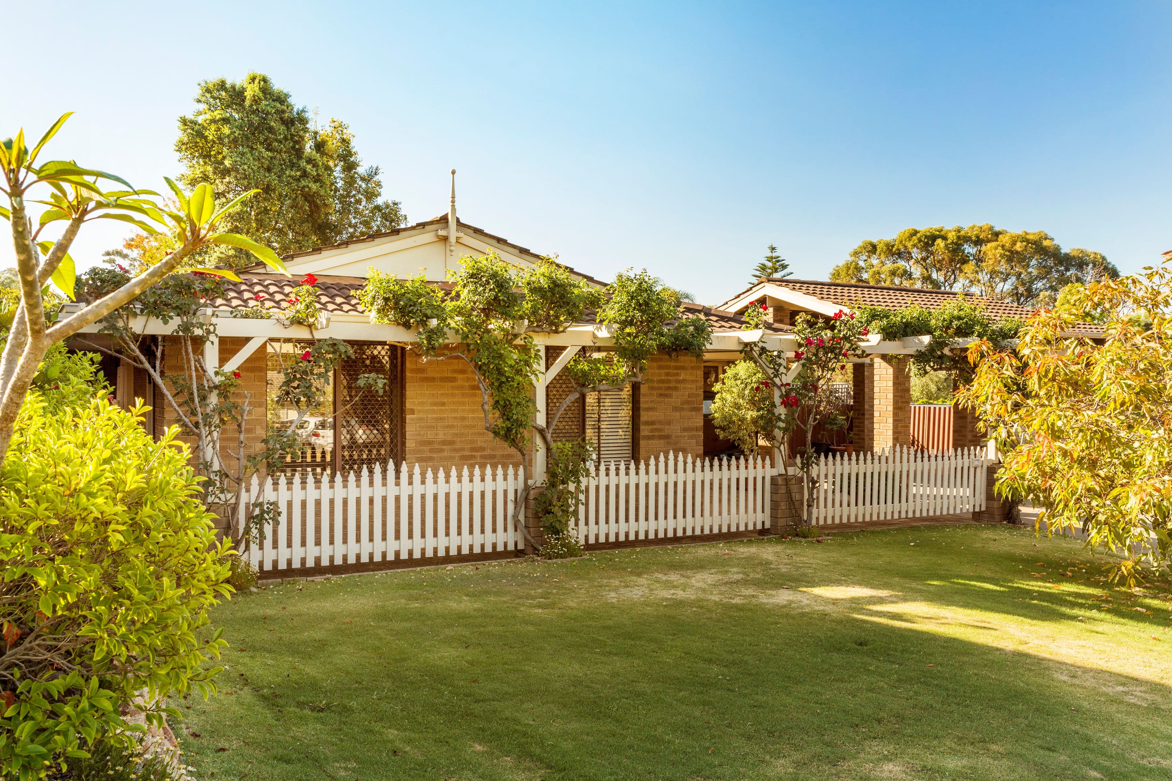15 Buckingham Crescent, Kardinya WA 6163, Kardinya - Image 1