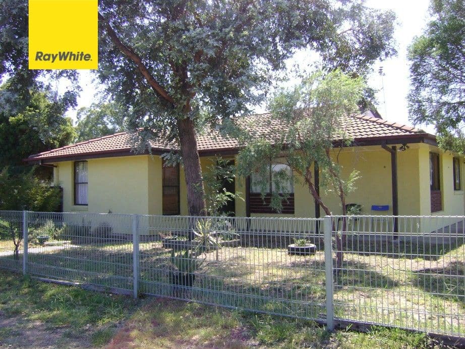 186 Borthwick Street, Inverell - Image 1