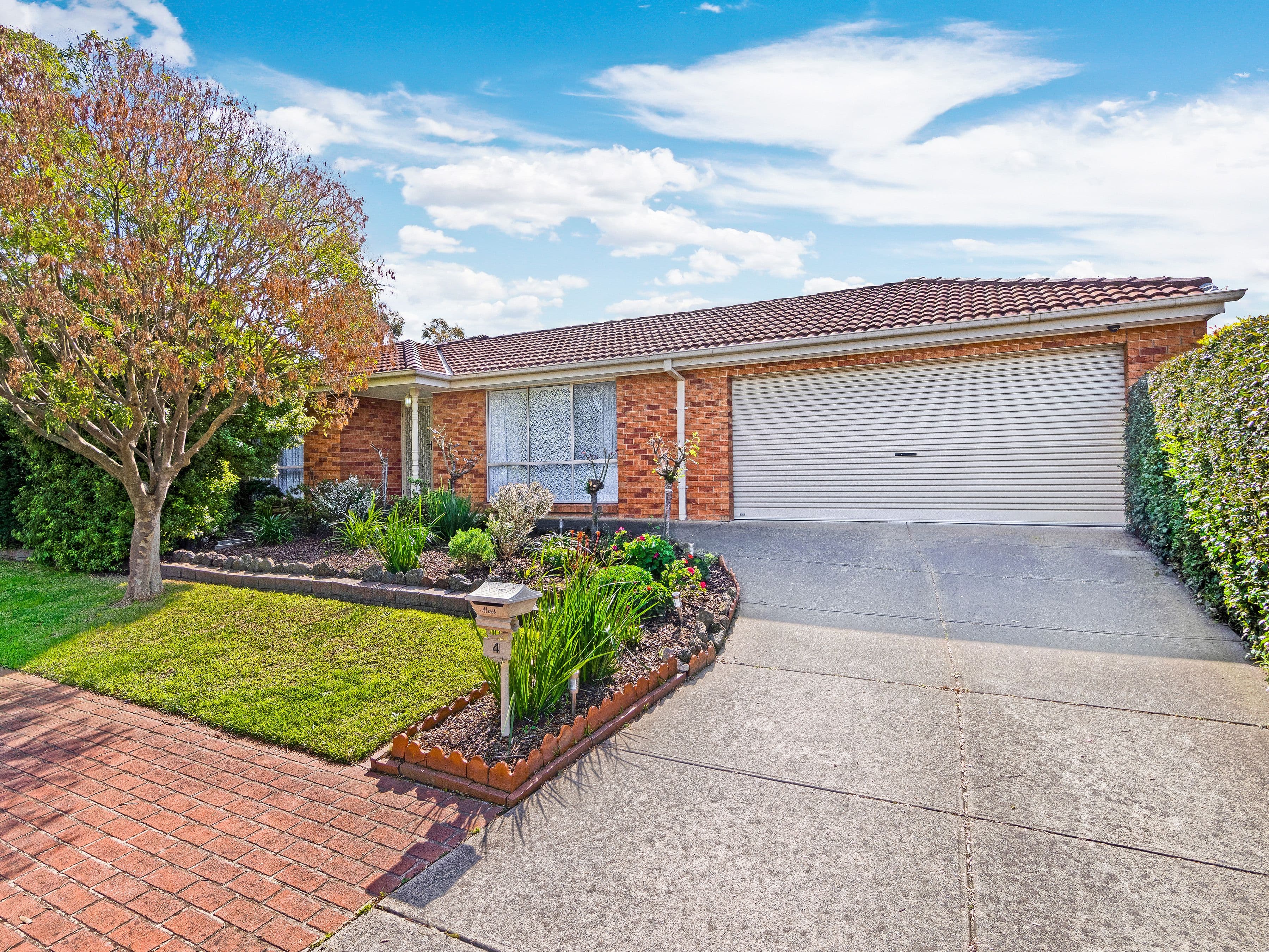4 Roebourne Mews, Cranbourne East VIC 3977, Cranbourne East - Image 1