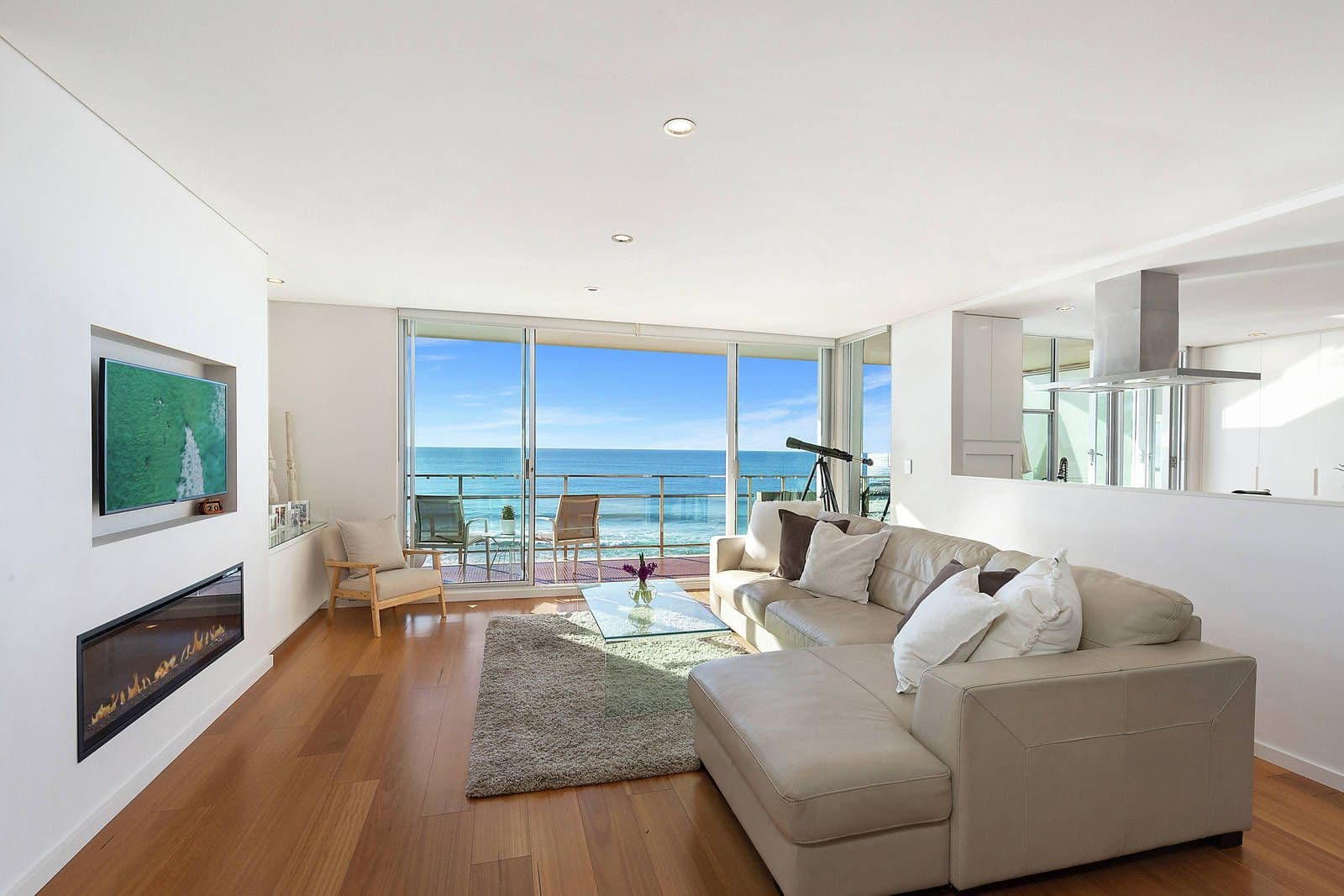 11 Ocean Street, Narrabeen NSW 2101, Narrabeen - Image 1