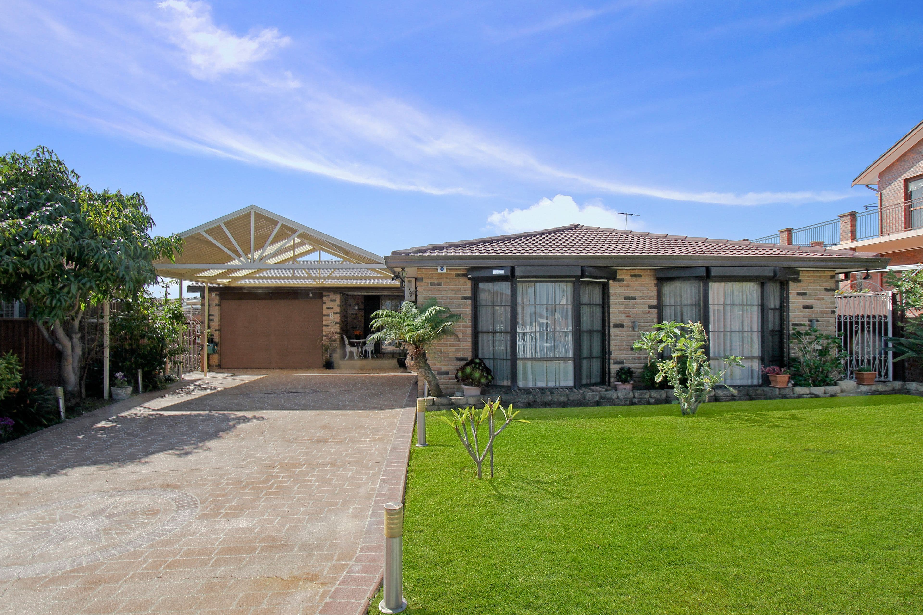 8 Tallowood Crescent, Bossley Park - Image 1