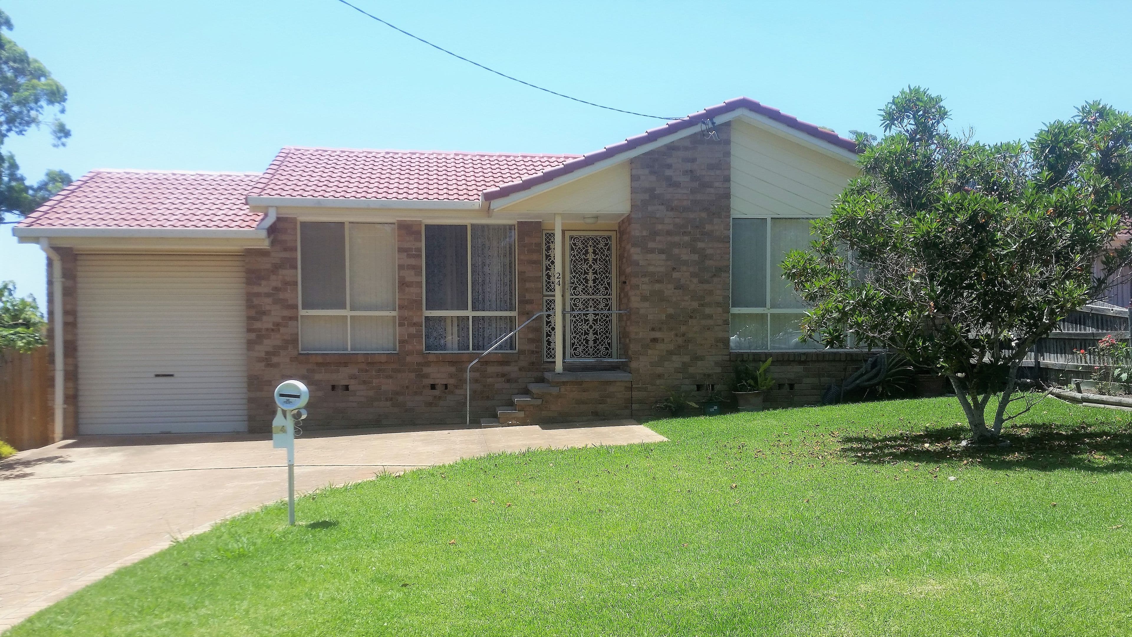 24 Ilett Street, Mollymook - Image 1