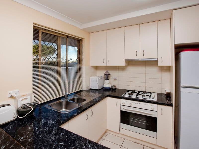 4 Awl Court, MIRRABOOKA WA 6061, Mirrabooka - Image 1