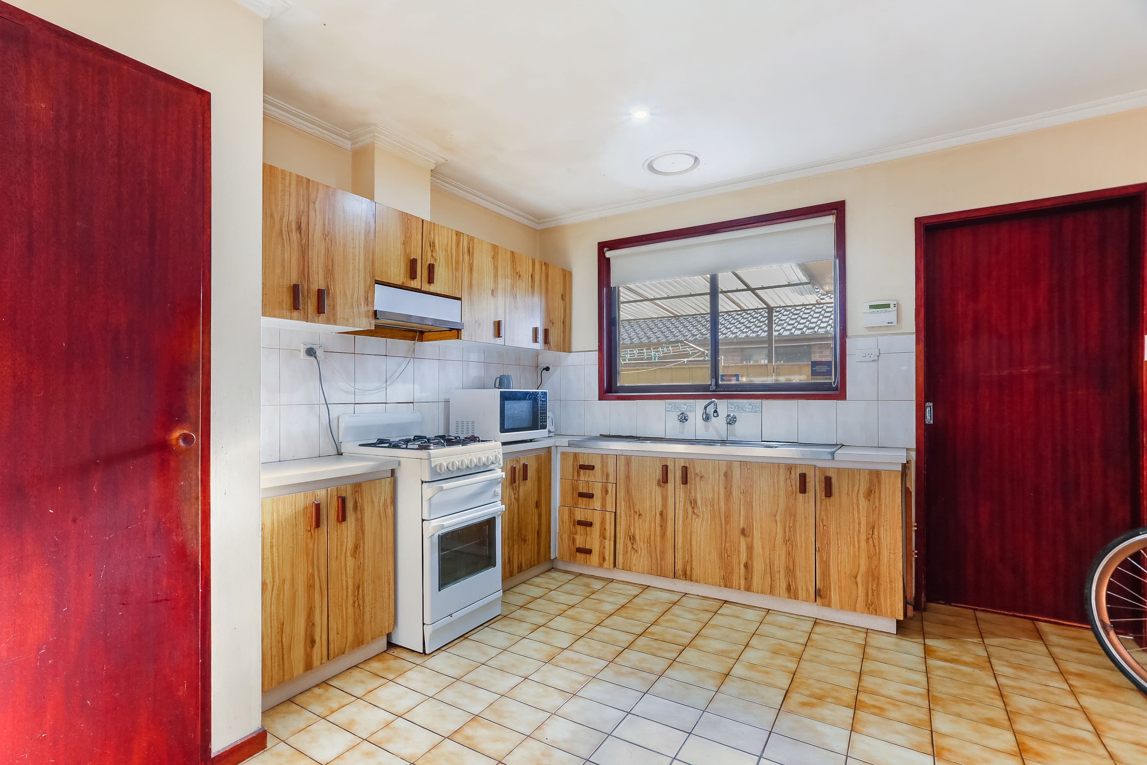 186-8 Hilton Street, Glenroy VIC 3046, Glenroy - Image 1