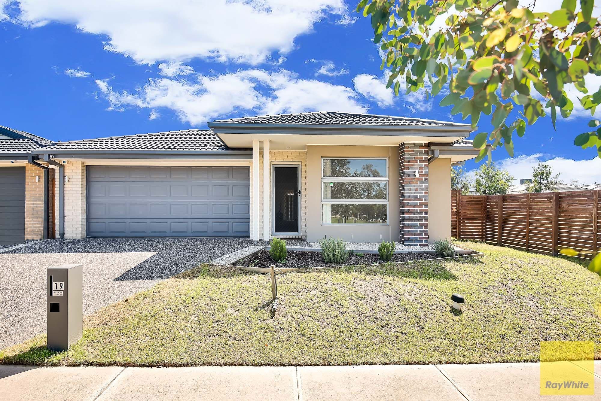 19 Westonbury Drive, Truganina VIC 3029, Truganina - Image 1