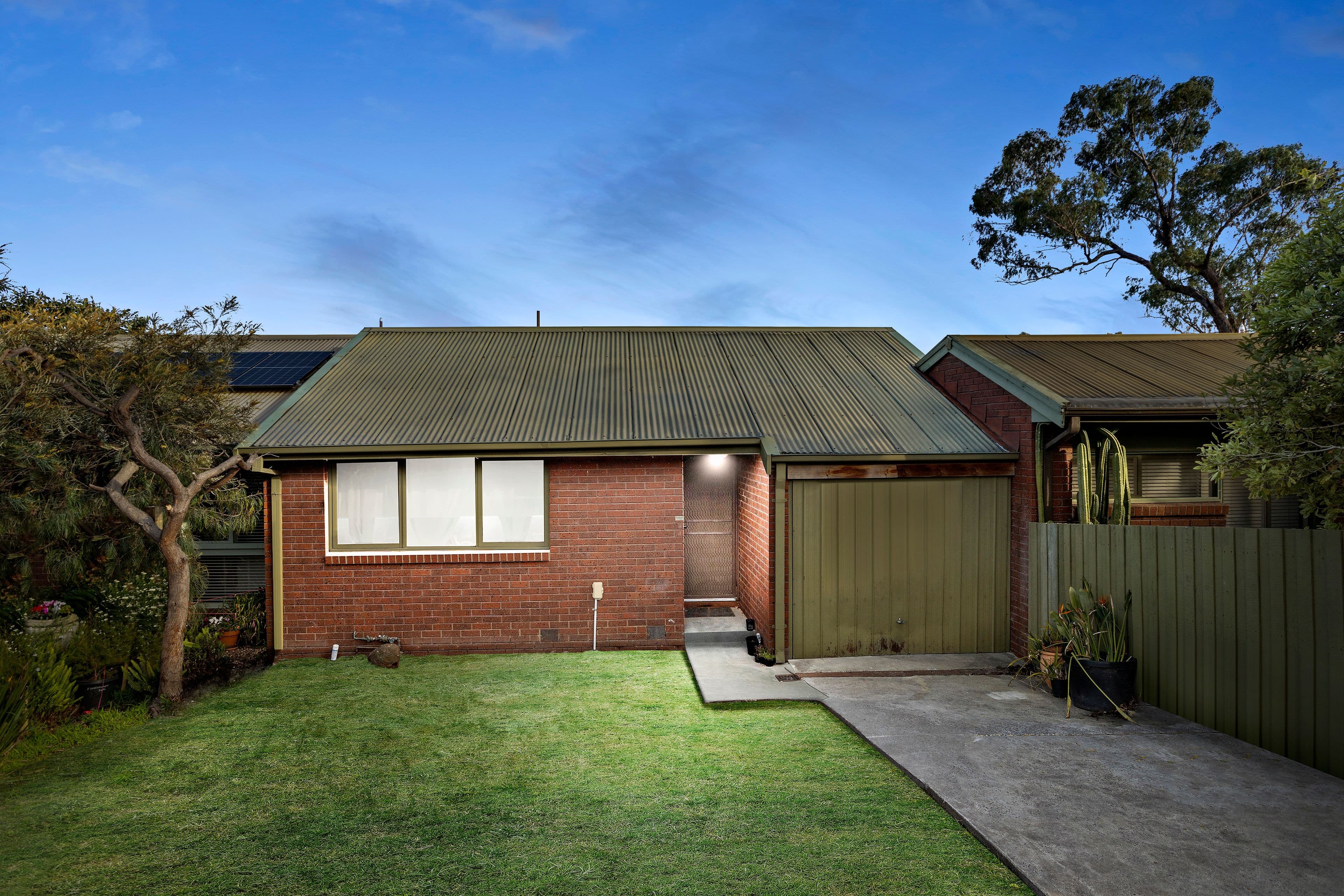 2-4 Oak Park Drive, Chadstone VIC 3148, Chadstone - Image 1