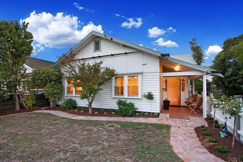 39a Eleebana Avenue, Hughesdale VIC 3166, Hughesdale - Image 1