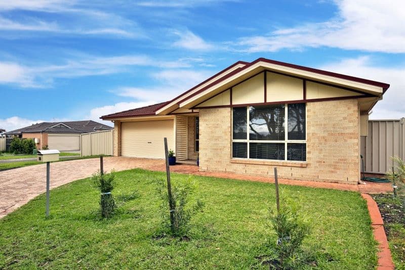 18 Bluewattle Road, Worrigee - Image 1
