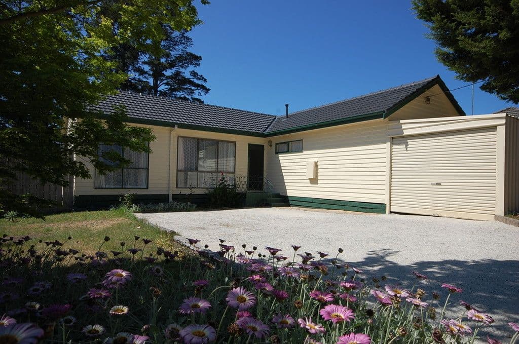 823 Mount Dandenong, Montrose VIC 3765, Montrose - Image 1