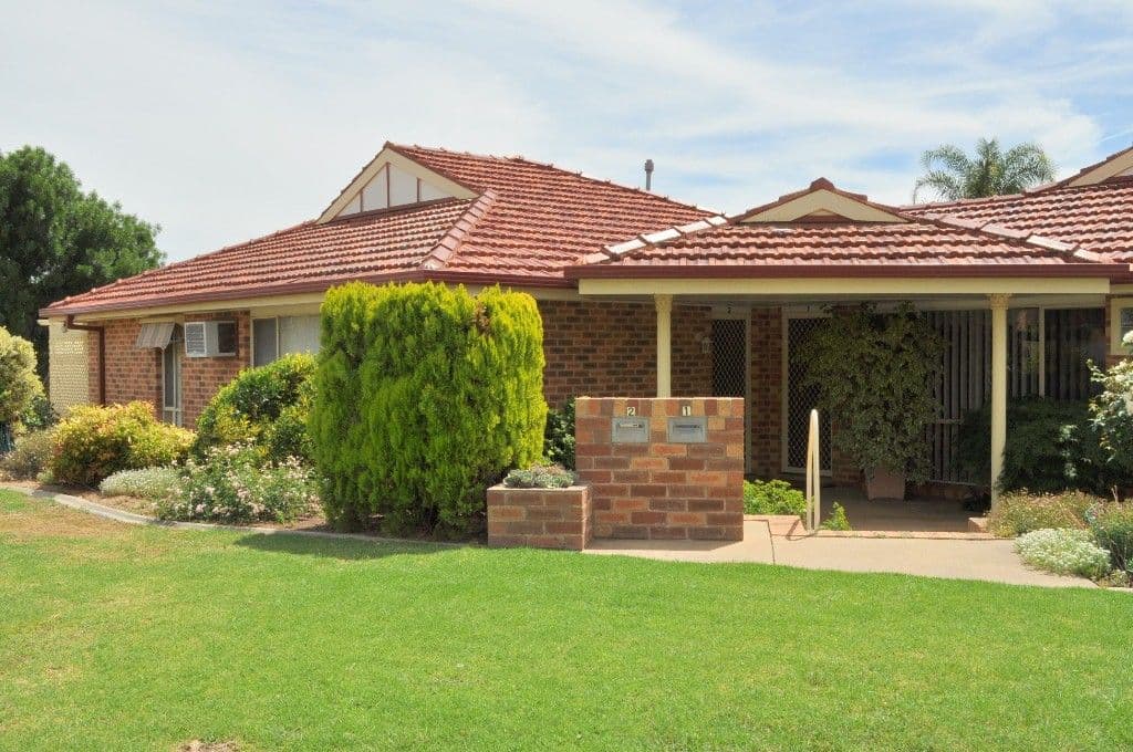 2 Overdale Drive, BOURKELANDS NSW 2650, Bourkelands - Image 1