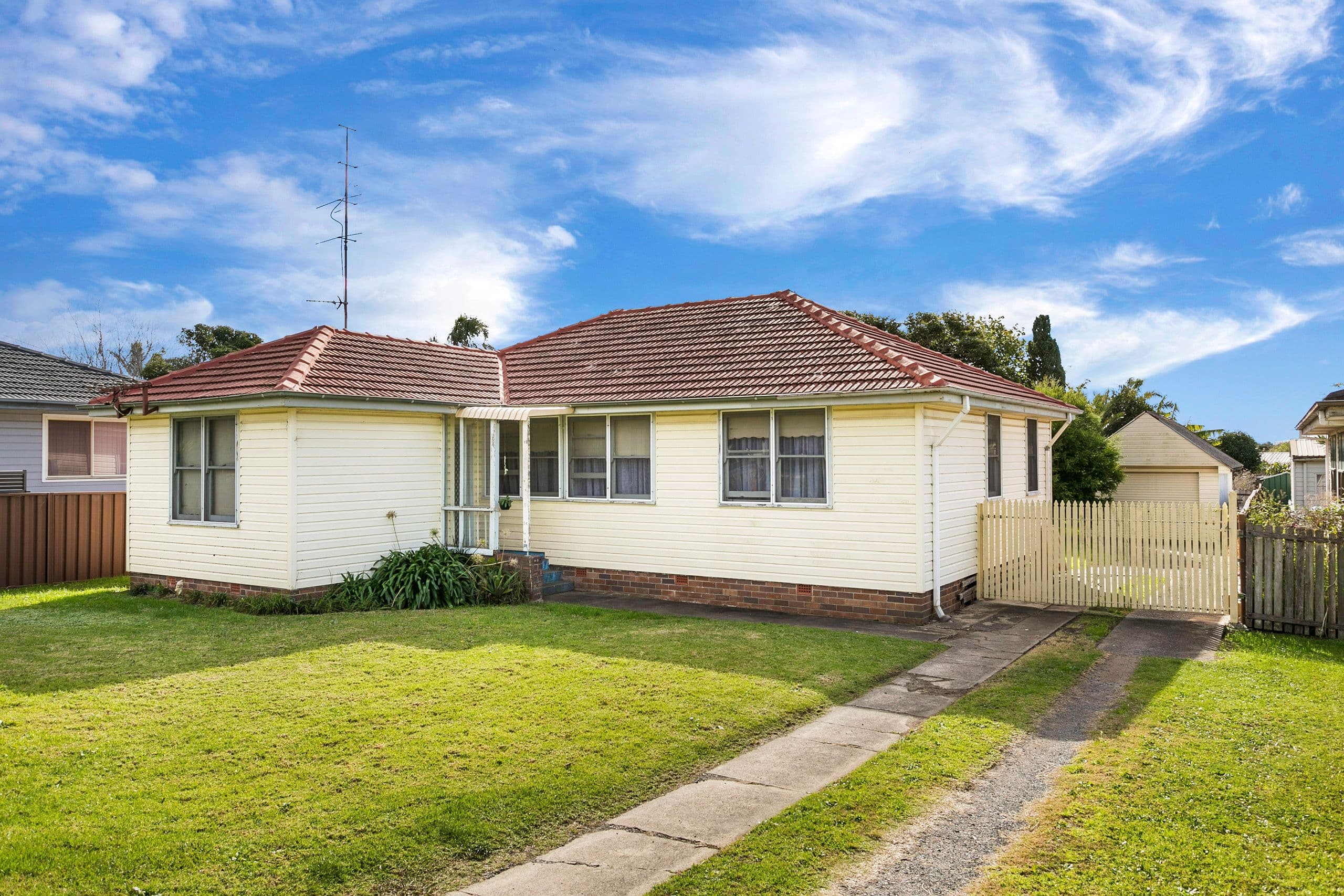 18 Anthony Street, Lake Illawarra - Image 1