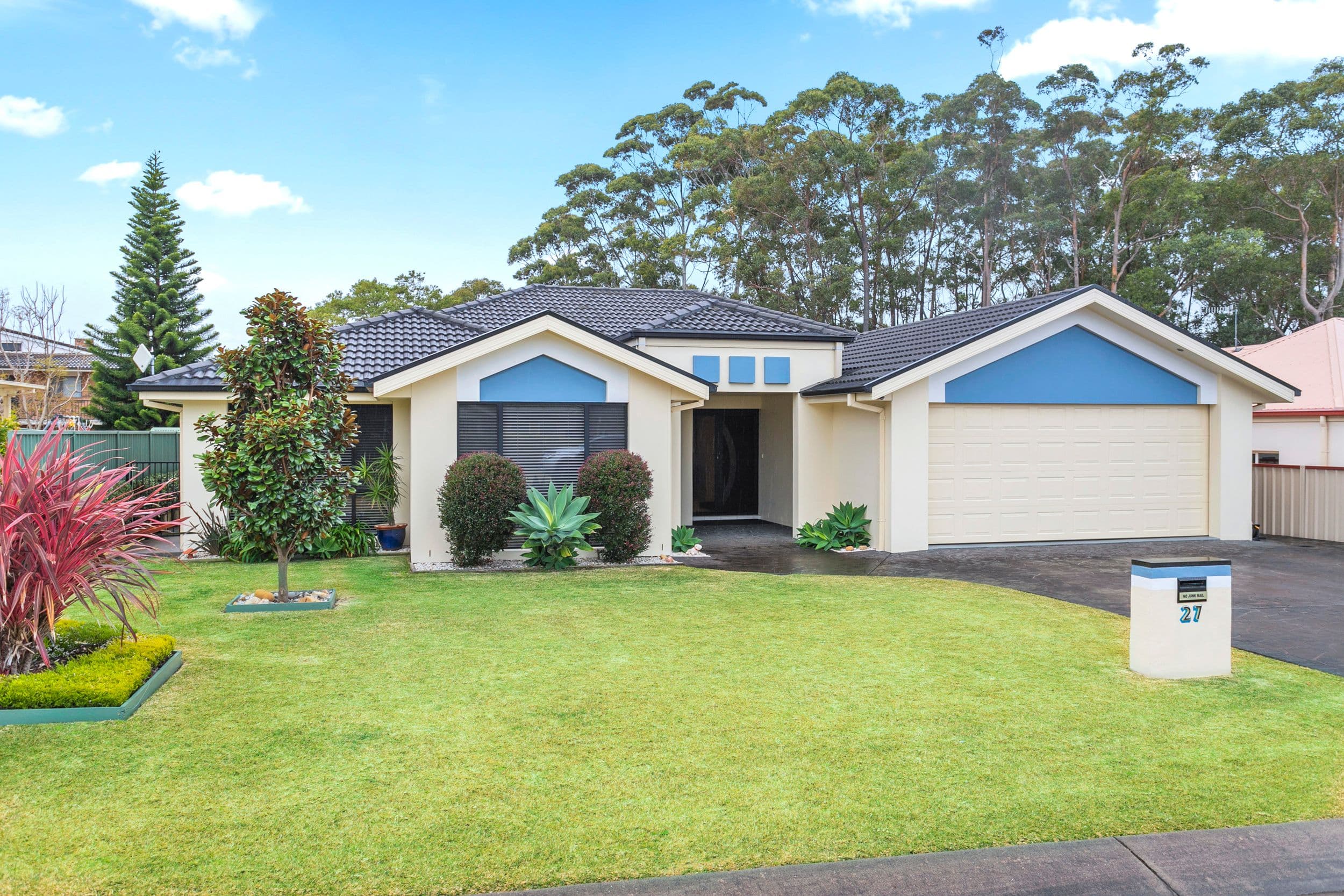 27 Walpole Avenue, Ulladulla - Image 1