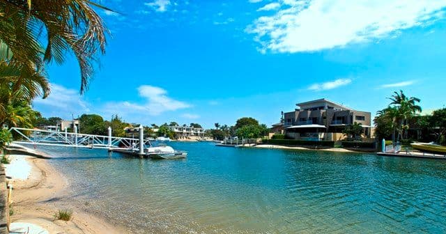 98 Gibraltar Drive, ISLE OF CAPRI QLD 4217, Isle Of Capri - Image 1