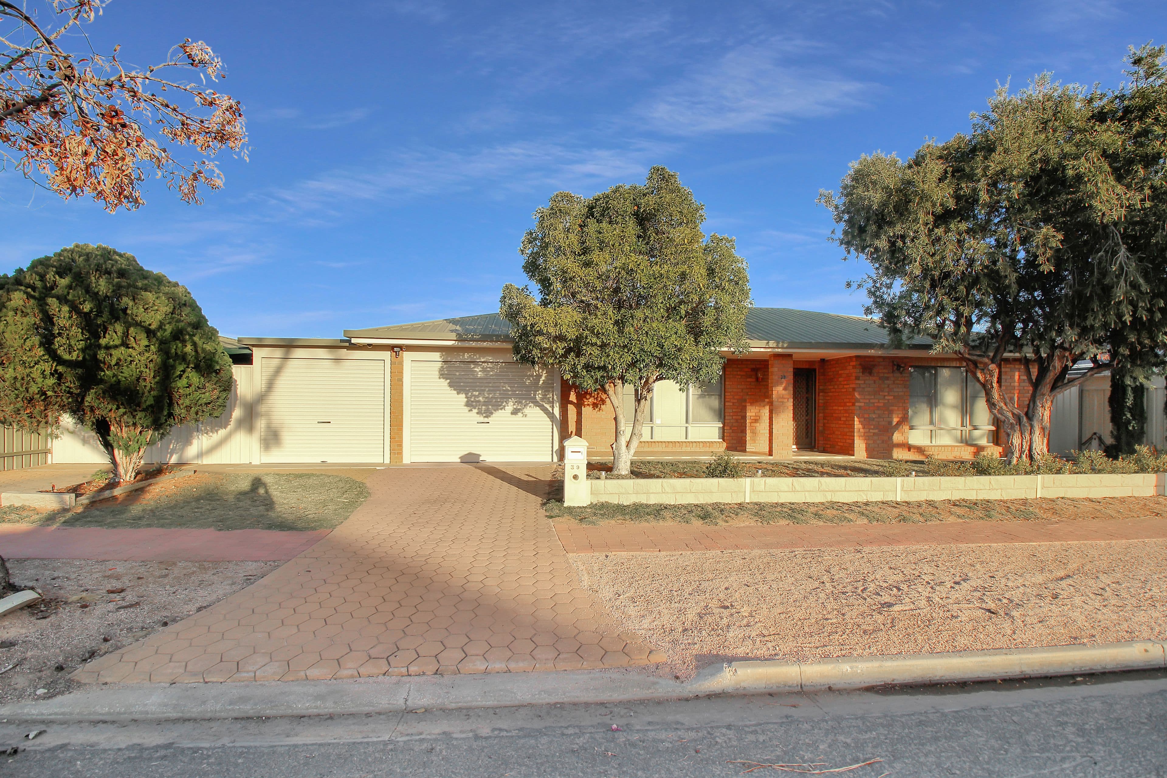 39 Thurk Street, Renmark SA 5341, Renmark - Image 1