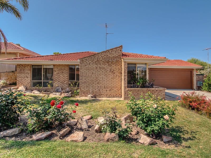 4 Newstead Close, Halls Head WA 6210, Halls Head - Image 1