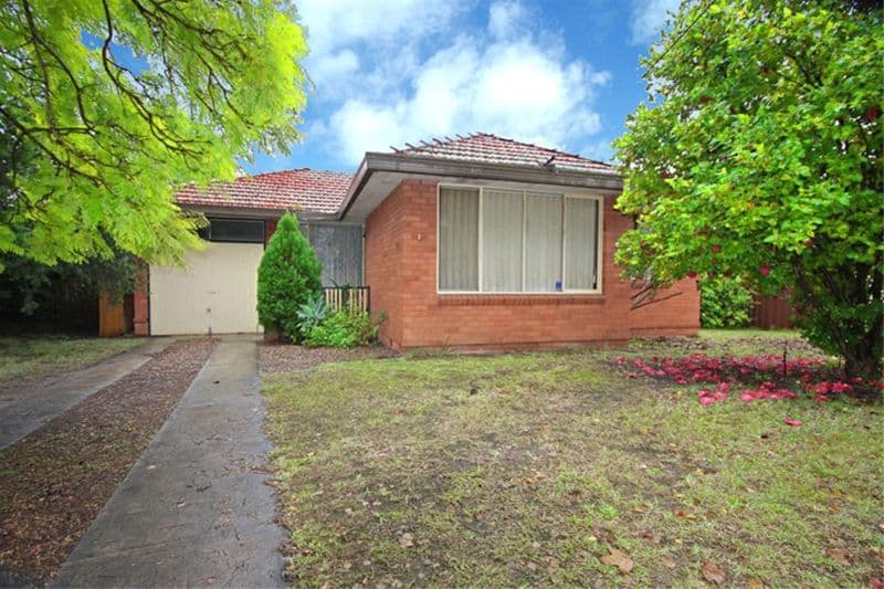 MACQUARIE FIELDS NSW 2564, Macquarie Fields - Image 1