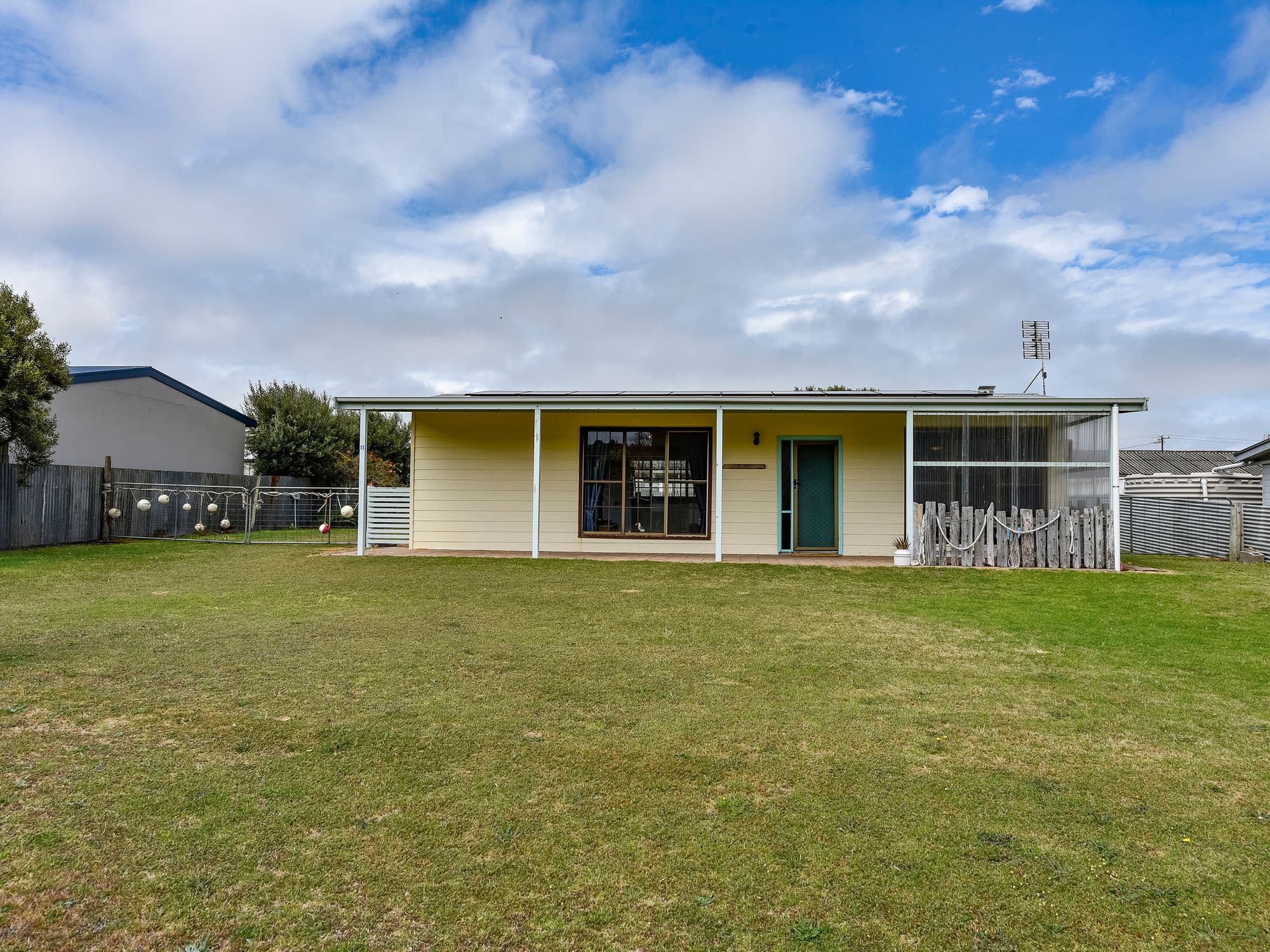 11 Reserve Road, Boatswain Point SA 5275, Boatswain Point - Image 1