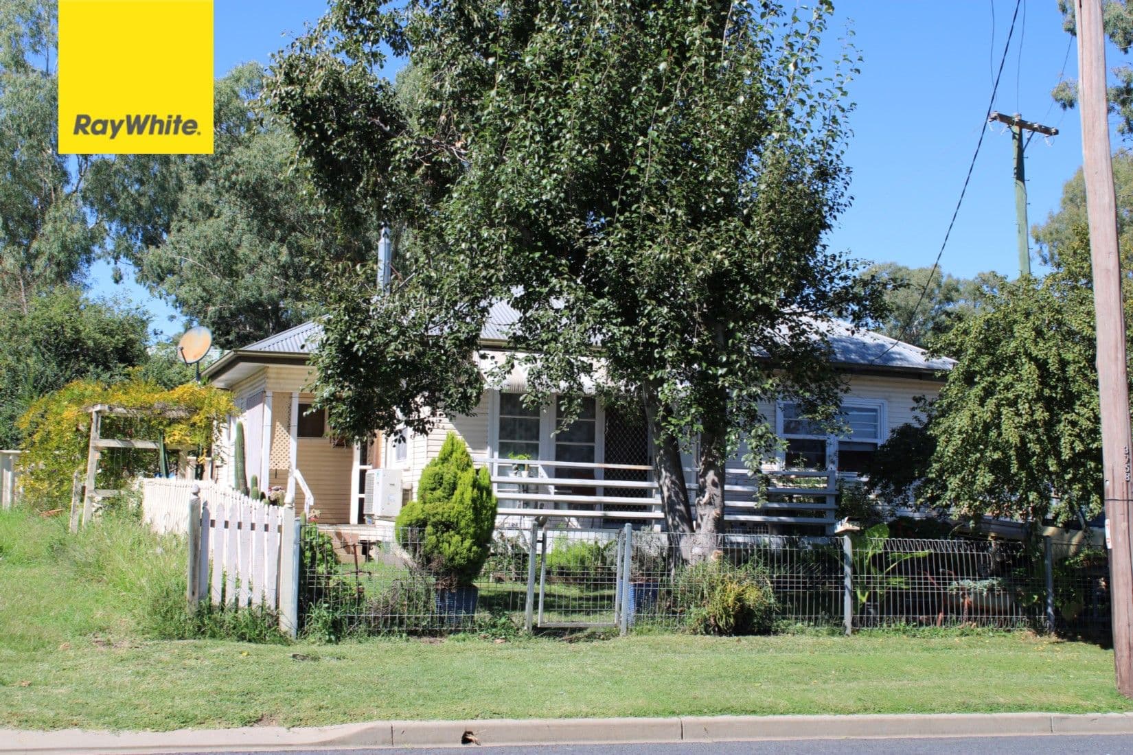 124 Ring Street, Inverell NSW 2360, Inverell - Image 1