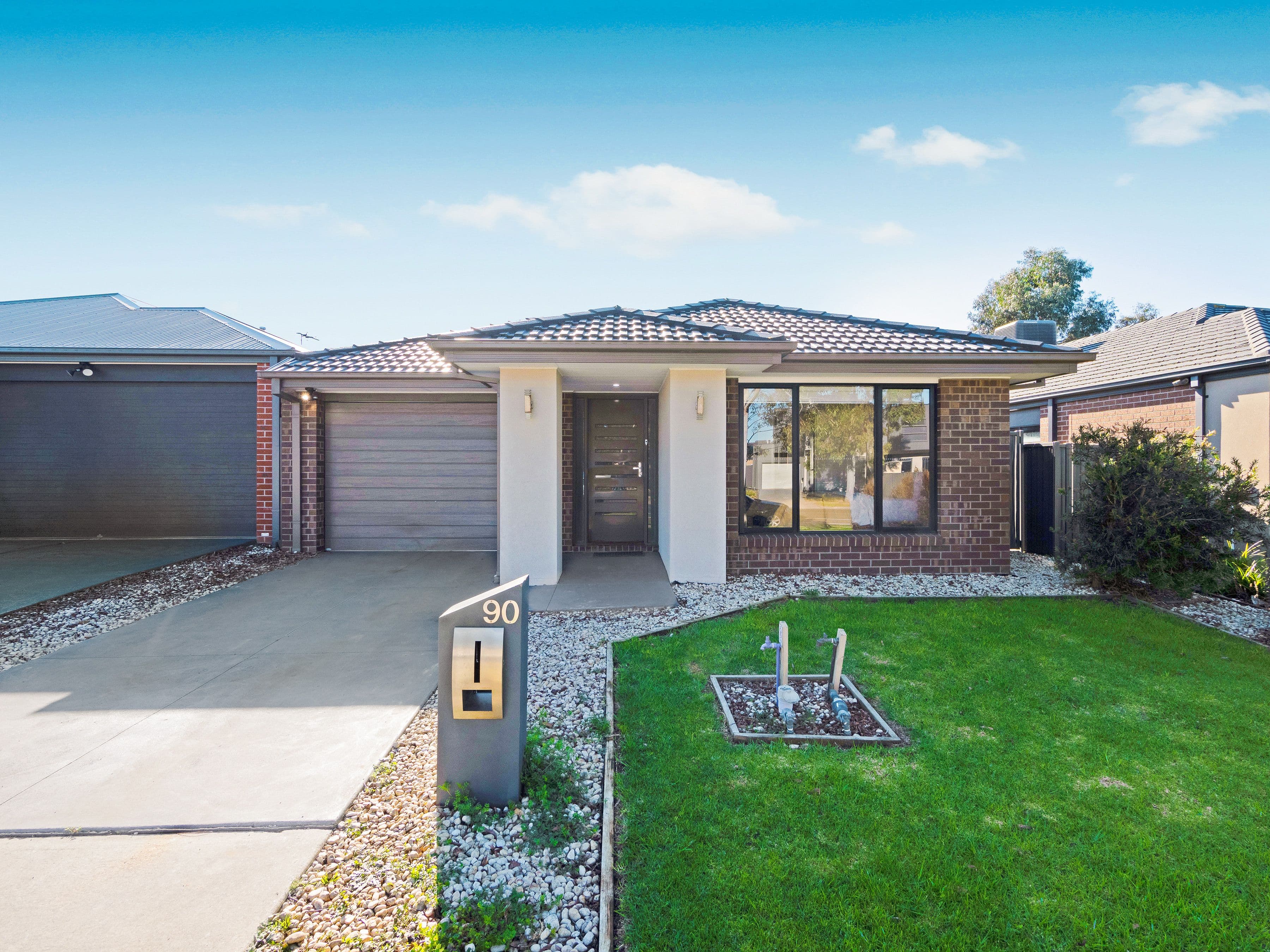 90 Elmslie Drive, Cranbourne East VIC 3977, Cranbourne East - Image 1