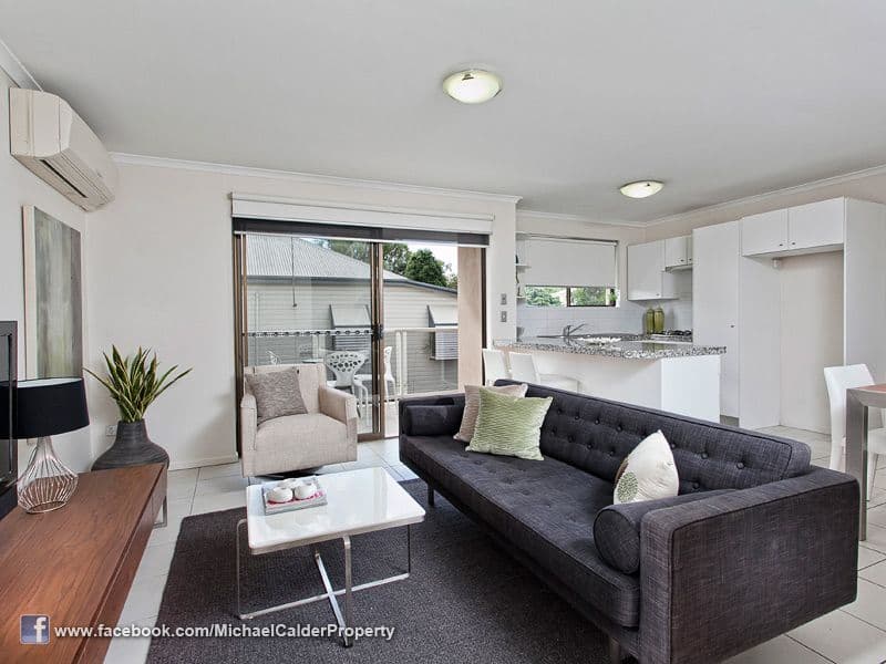 23 Winchester Street, HAMILTON QLD 4007, Hamilton - Image 1