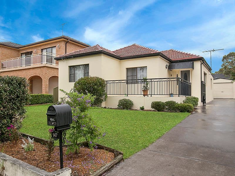 39 Kareena Road, Miranda - Image 1