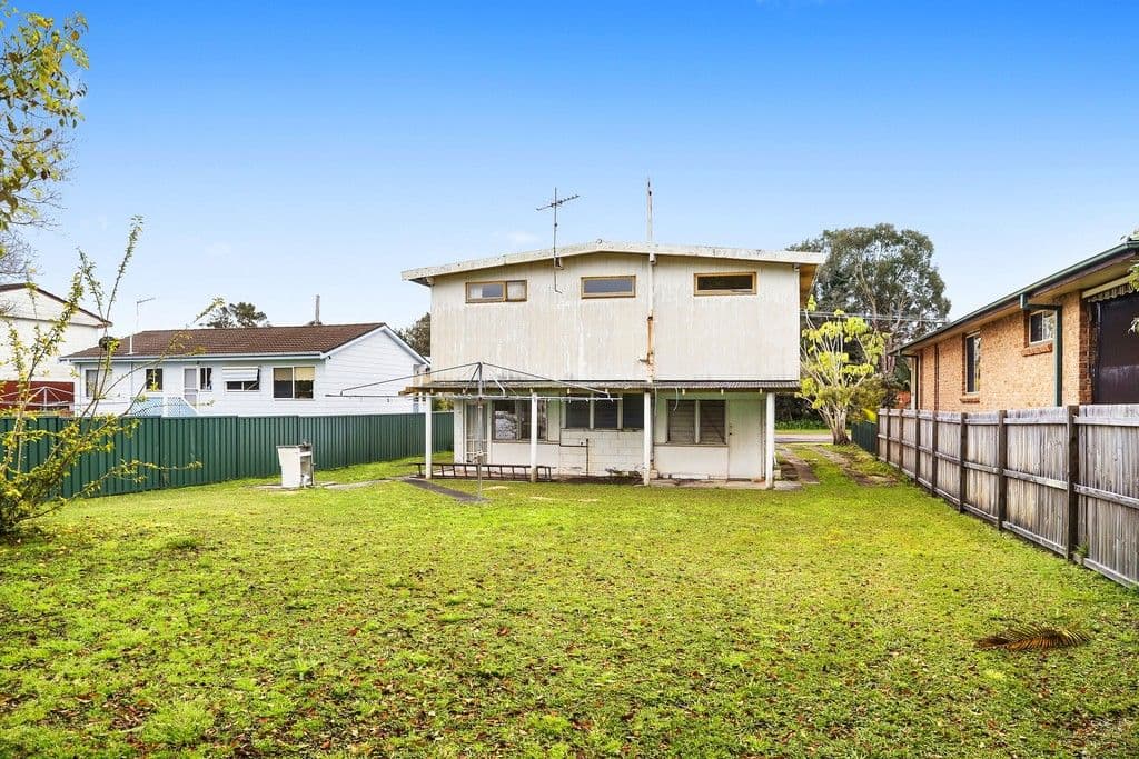 52 Lakedge Avenue, Berkeley Vale NSW 2261, Berkeley Vale - Image 1