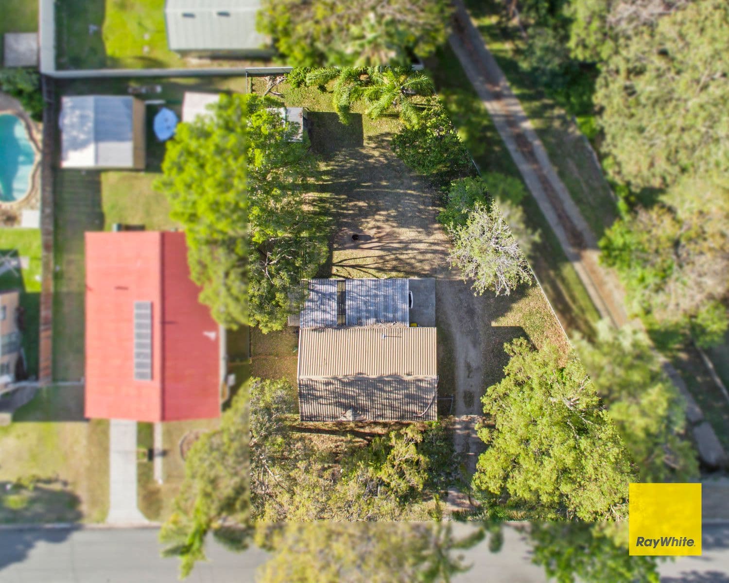 13 Boambilliee Street, Thorneside QLD 4158, Thorneside - Image 1