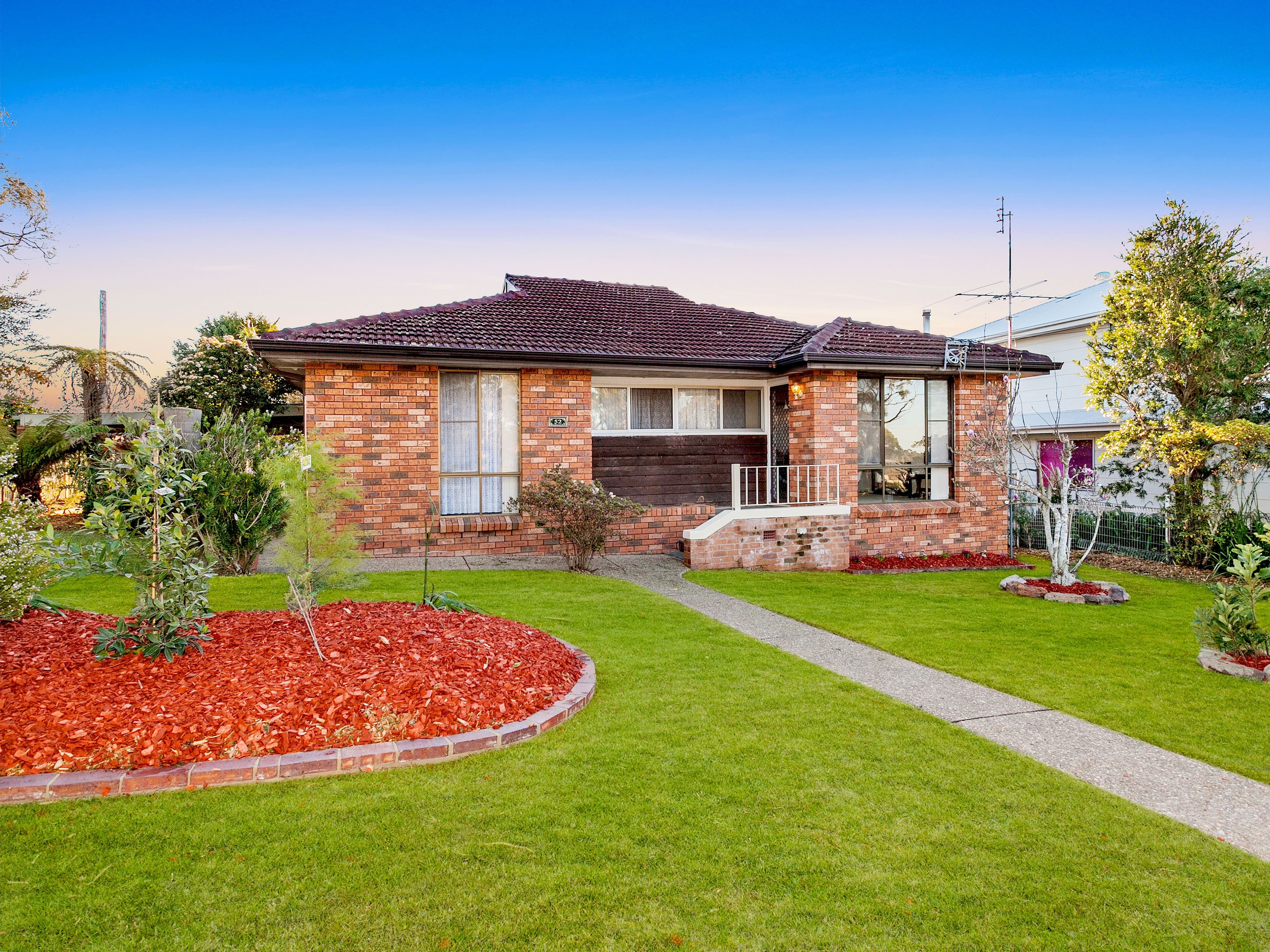 52 Bulgo Road, Helensburgh - Image 1