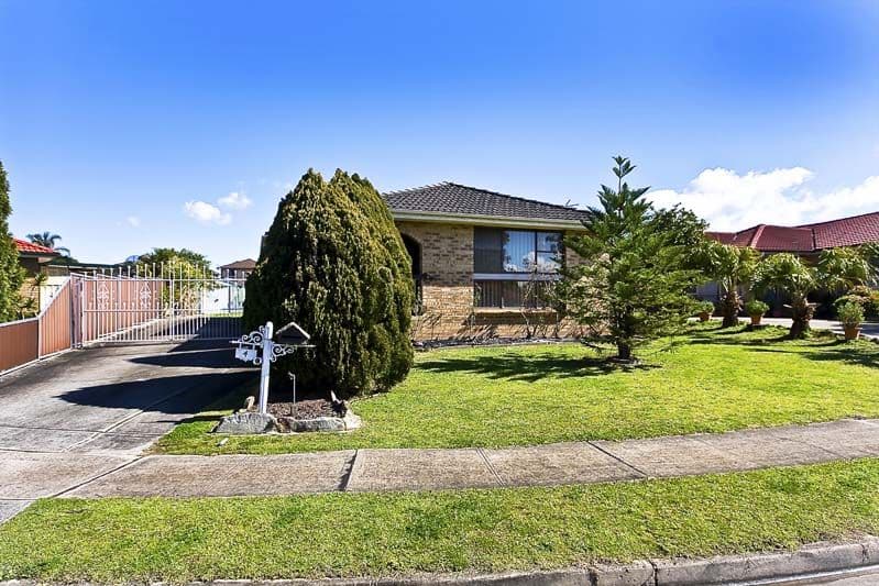 4 Marble Close, BOSSLEY PARK NSW 2176, Bossley Park - Image 1