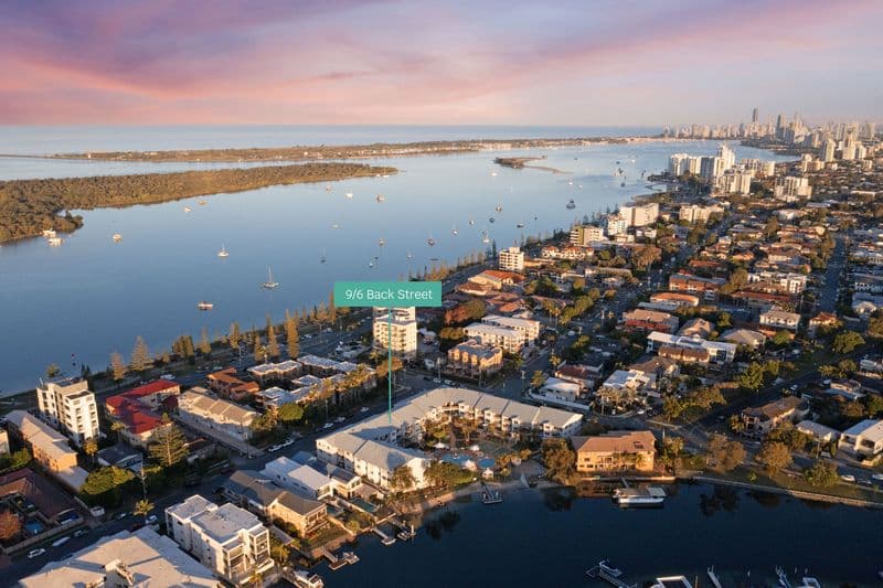 6 Back Street, Biggera Waters - Image 1