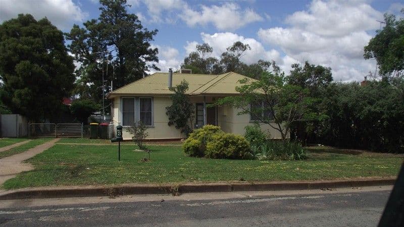 3 Gallop Avenue, PARKES NSW 2870, Parkes - Image 1