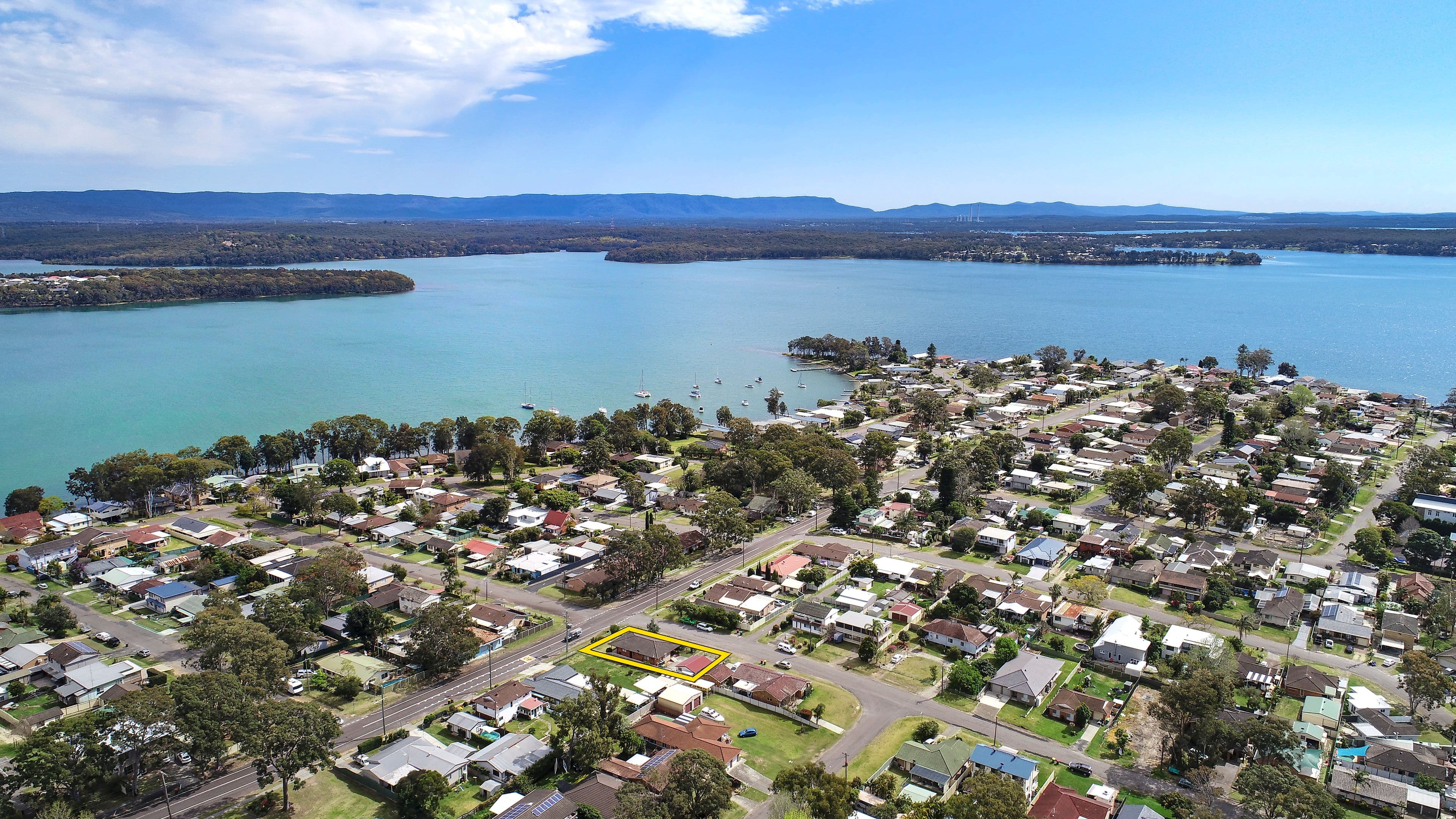 28 Vales Road, Mannering Park - Image 1