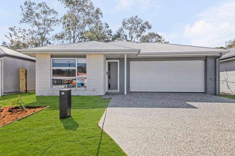 13 Oak Street, Pimpama - Image 1