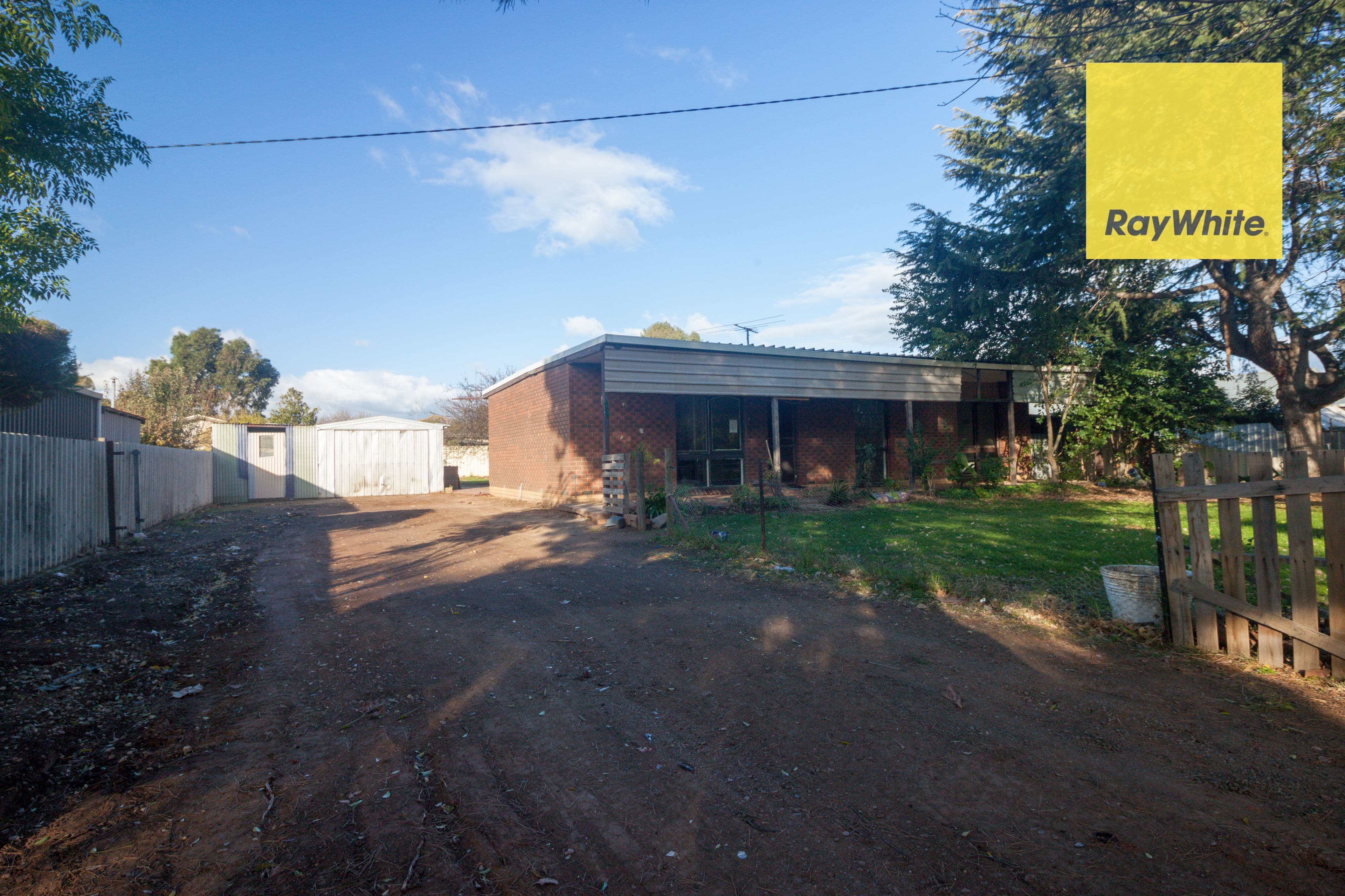 96 Hammer Street, Howlong - Image 1