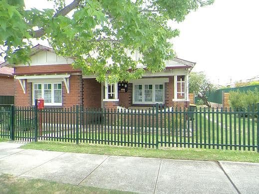 29 Park Street, Goulburn NSW 2580, Goulburn - Image 1