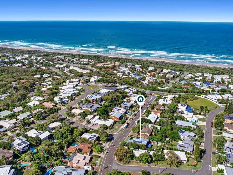 15 Podargus Parade, Peregian Beach - Image 1