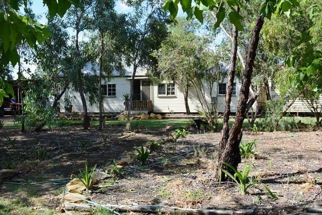 129 Thistle Street, Blackall QLD 4472, Blackall - Image 1