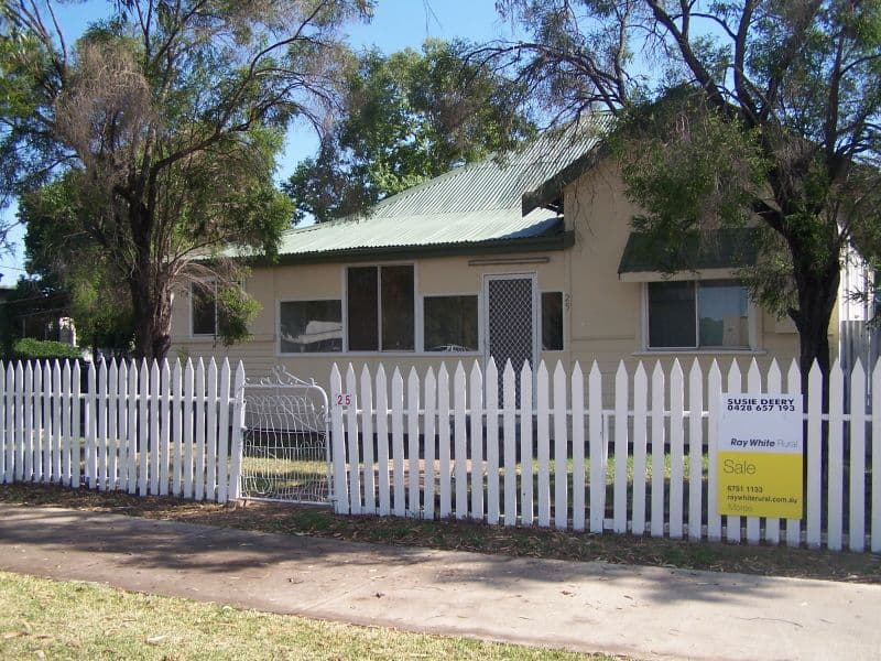 25 Gwydir Street, Moree - Image 1