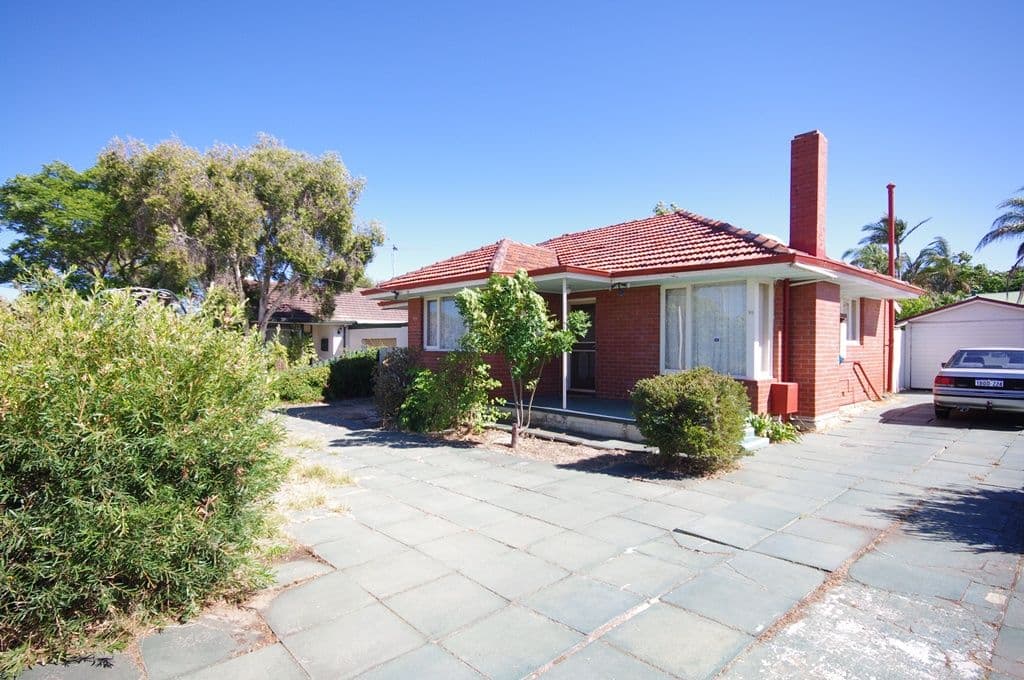 39 Curlington Crescent, BALGA WA 6061, Balga - Image 1