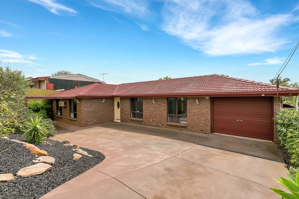 11 Bounty Street, Moana SA 5169, Moana - Image 1