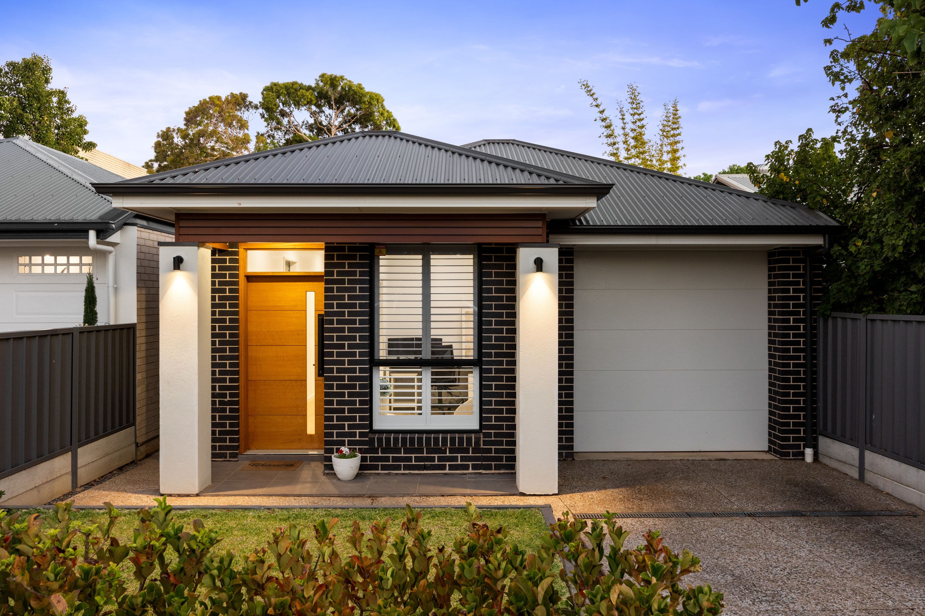 17 Stanfield Avenue, Windsor Gardens SA 5087, Windsor Gardens - Image 1
