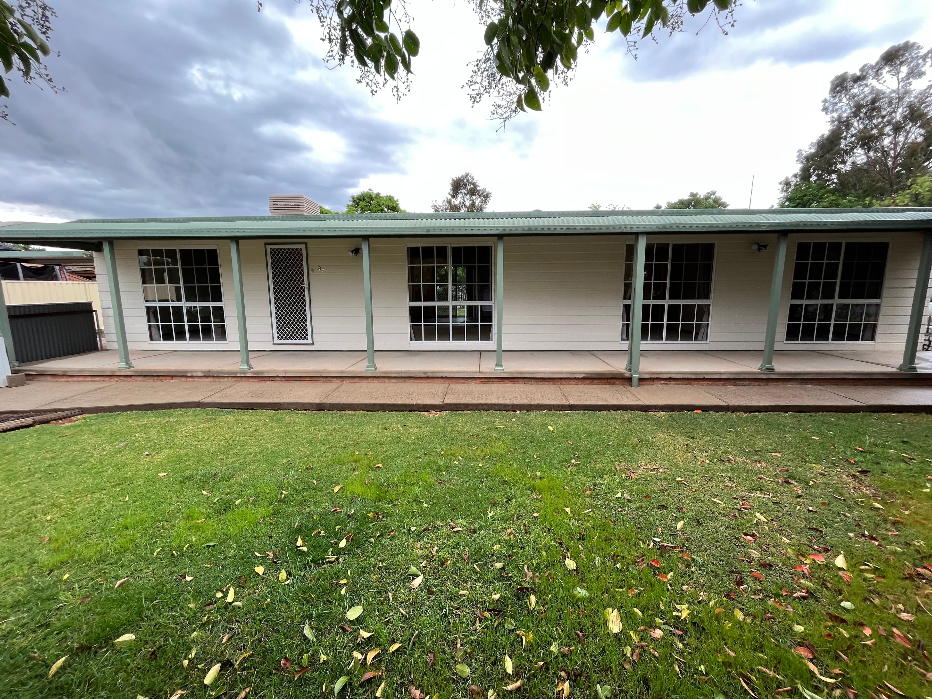 37 Railway Parade, Yenda NSW 2681, Yenda - Image 1