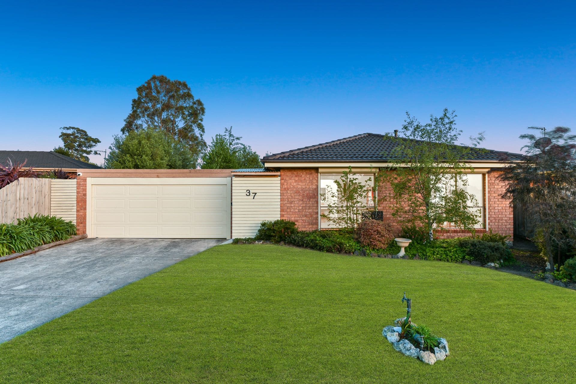 37 St Boswells Avenue, Berwick VIC 3806, Berwick - Image 1