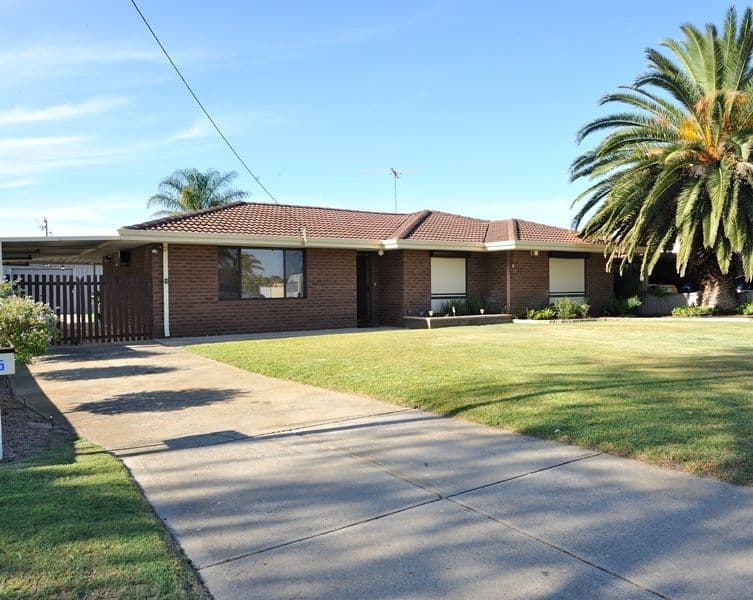 15 Lakemba Way, WAIKIKI WA 6169, Waikiki - Image 1